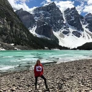 Meet your Posher, Kara